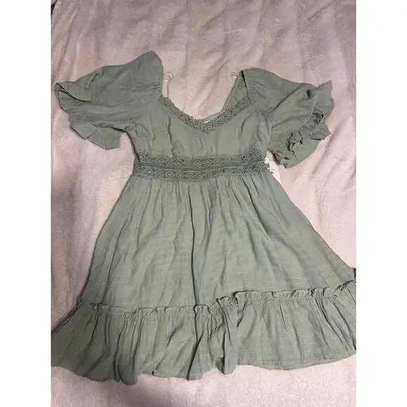 NWT Altar'd State Light Sage Puff Sleeve Dress – Size Small - Picture 1 of 3